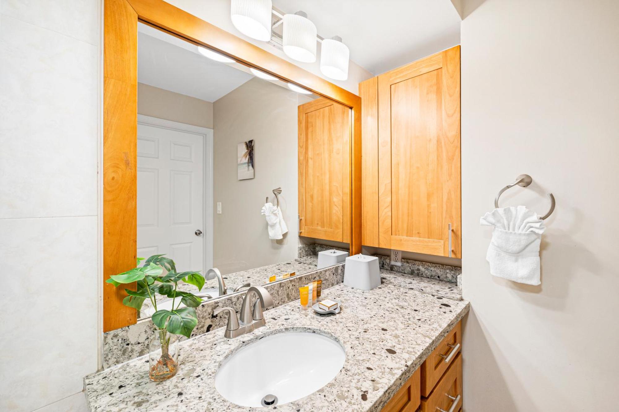 Great Ocean View Condo, Near Beach With Free Parking! Honolulu Exteriér fotografie
